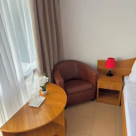 Szálloda Mures 2*